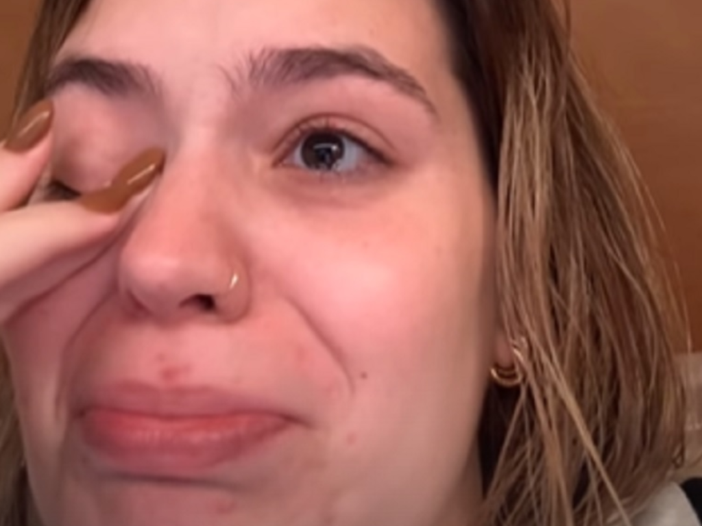 Grávida, Viih Tube surge chorando por motivo inusitado