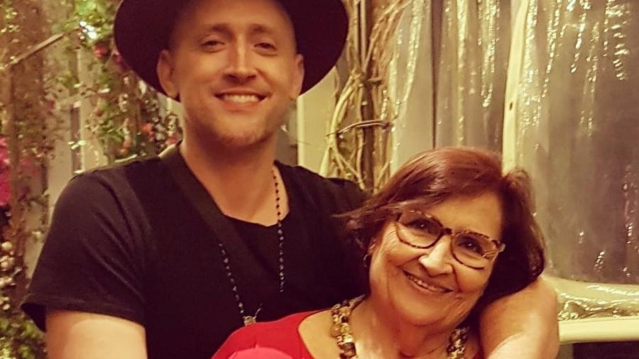 Dona Déa Lúcia e Paulo Gustavo (Foto Reprodução Instagram)