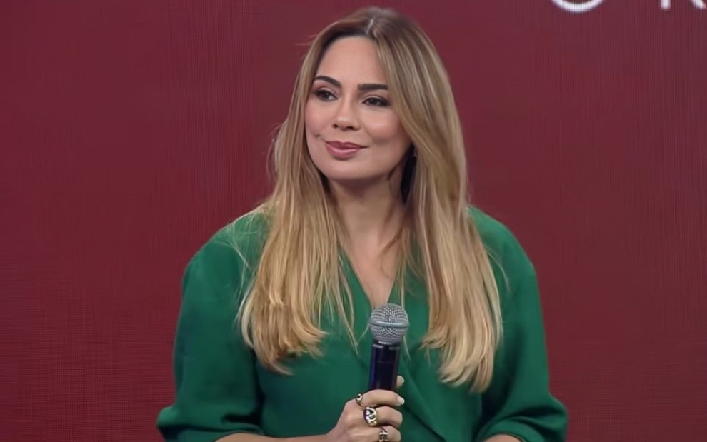 Sheherazade é criticada por não ser imparcial na apresentação de reality na Record