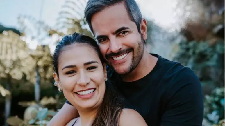 Simone Mendes e seu marido