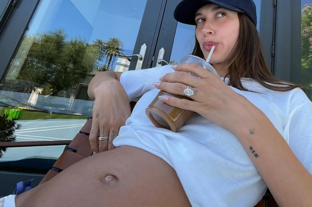 Hailey Bieber (Foto: Reprodução/Redes Sociais)