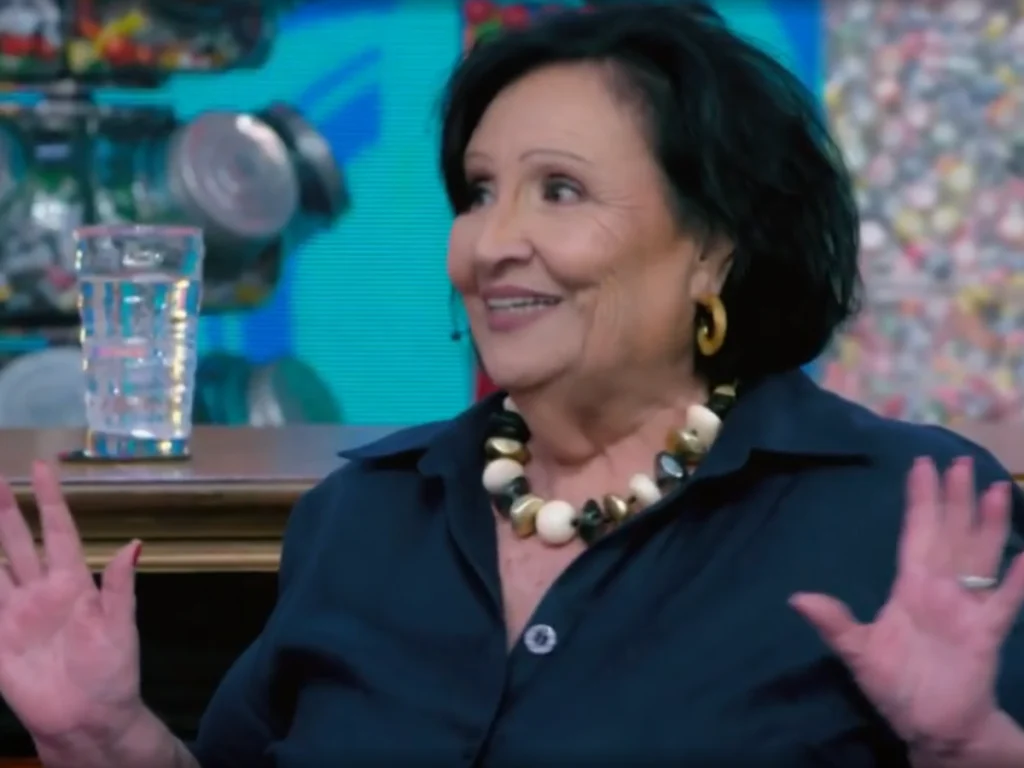 Dona Déa pode deixar ‘Domingão com Huck’ e Globo, diz colunista