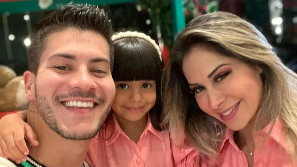 Arthur Aguiar e Maíra Cardi (Foto Reprodução Instagram)