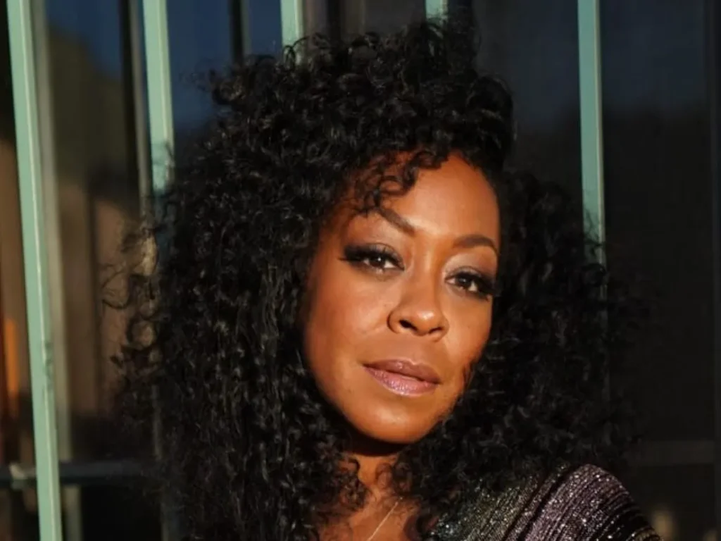 Tichina Arnold, de ‘Todo Mundo Odeia o Chris’, desembarca no Brasil e manda recado