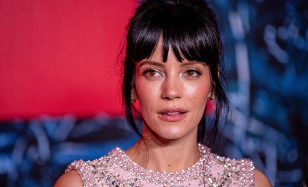 Lily Allen (foto Reprodução Redes Sociais)
