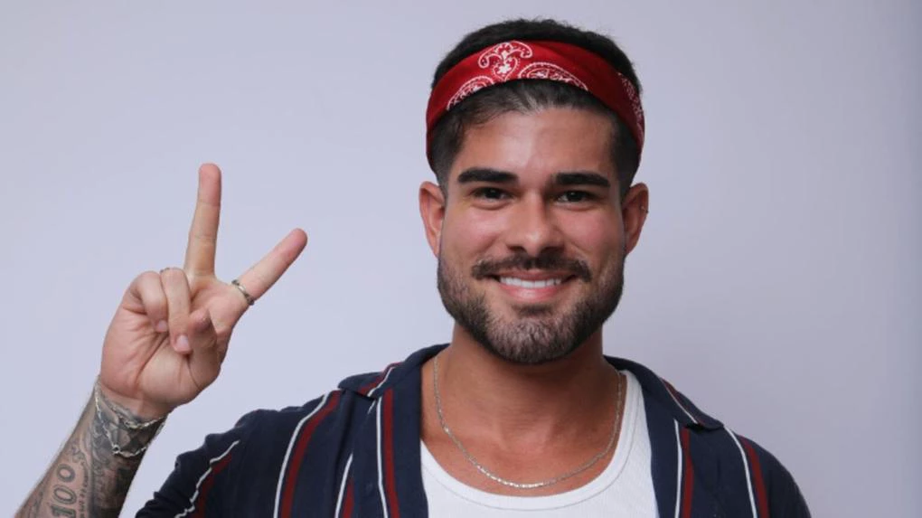 Lucas De Albú Eliminado A Grande Conquista