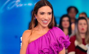 Master: Patrícia Abravanel limita comentários após caso das suíças e marido