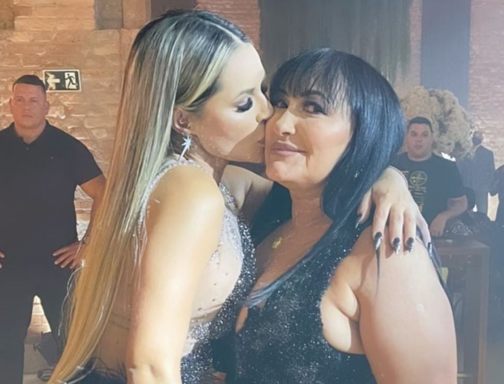 Deolane e Mãe (Foto: Reprodução/redes sociais)