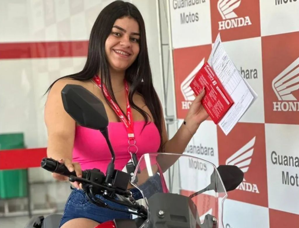 Irmãs Que Tiveram Foto Moto Roubada (foto Reprodução Redes Sociais) (2)