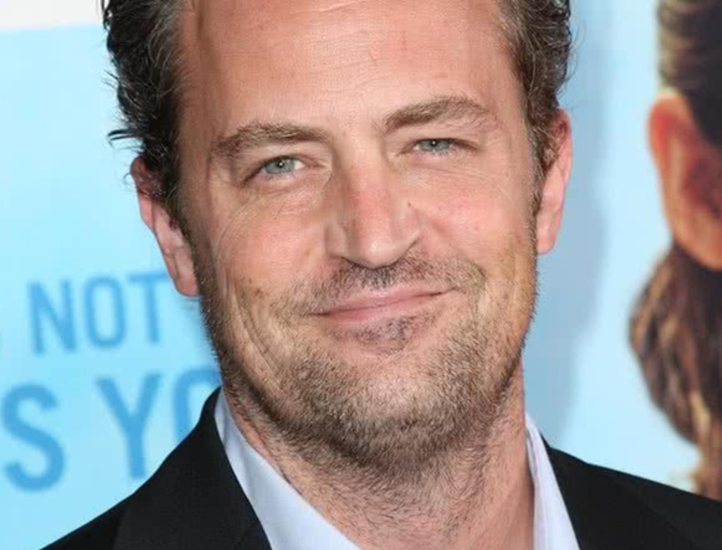 Matthew Perry (foto Reprodução Redes Sociais)