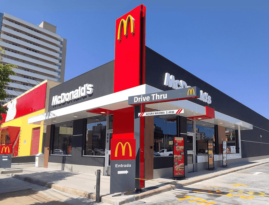 Novo Mcdonalds Montes Claros(1)