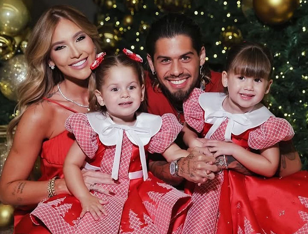 Virginia e Família (foto Reprodução Redes Sociais)
