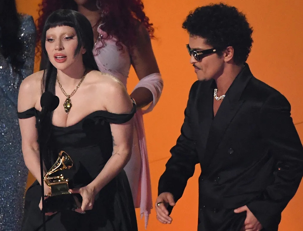Lady Gaga E Bruno Mars (foto Reprodução Getty Images)