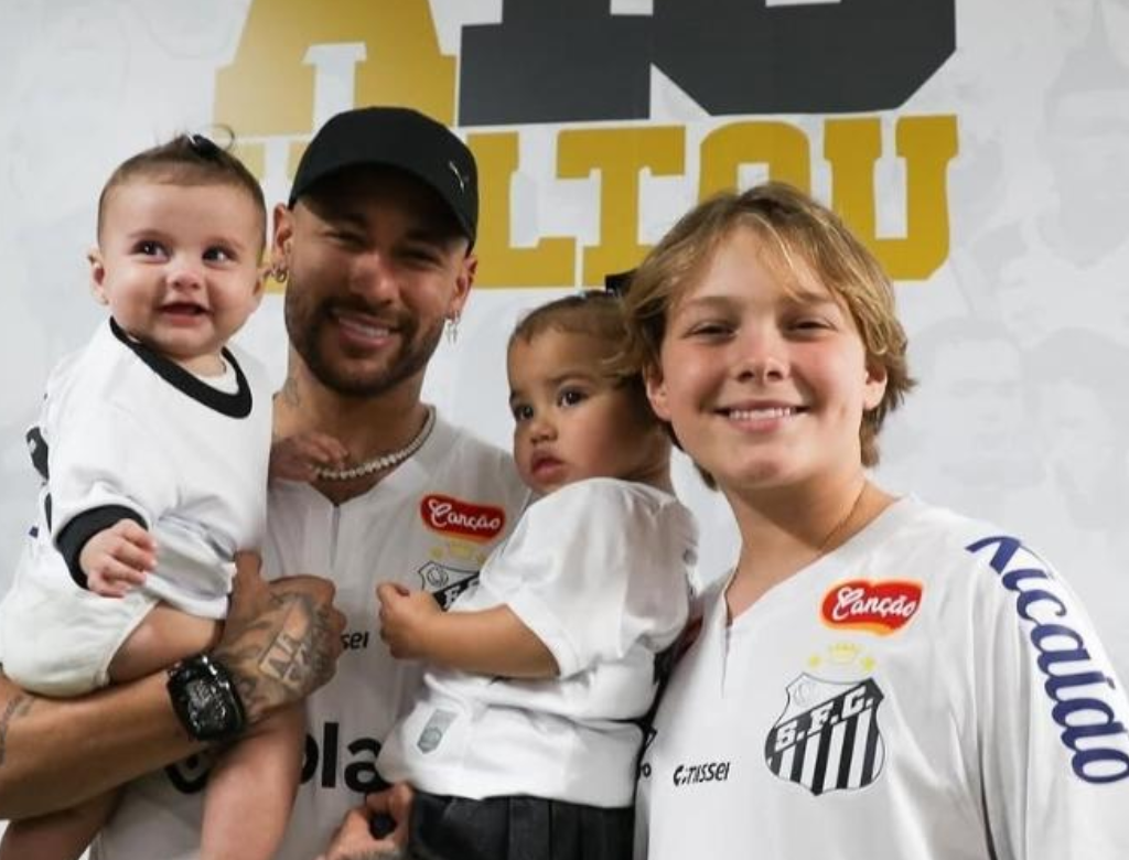 Neymar E Filhos (foto Reprodução Redes Sociais)
