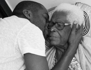 Lázaro Ramos E Sua Mãe (foto Reprodução Redes Sociais)