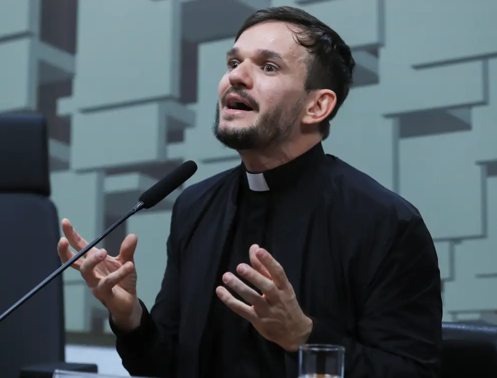 Padre Patrick (foto Reprodução Redes Sociais)