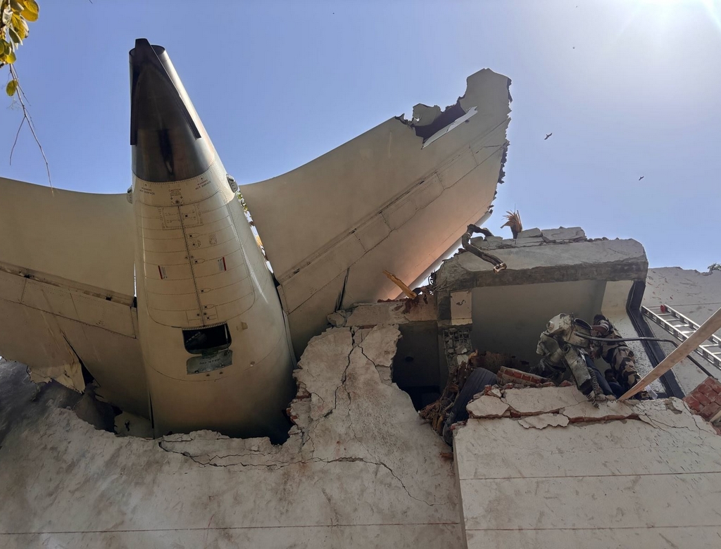 Queda De Avião Na India (foto Reprodução Redes Sociais) 5