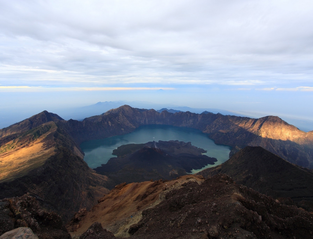 Rinjani (foto Reprodução Redes Sociais)