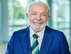 Lula assina Medida Provisória e anuncia o fim da ‘taxa das blusinhas’; Saiba mais!