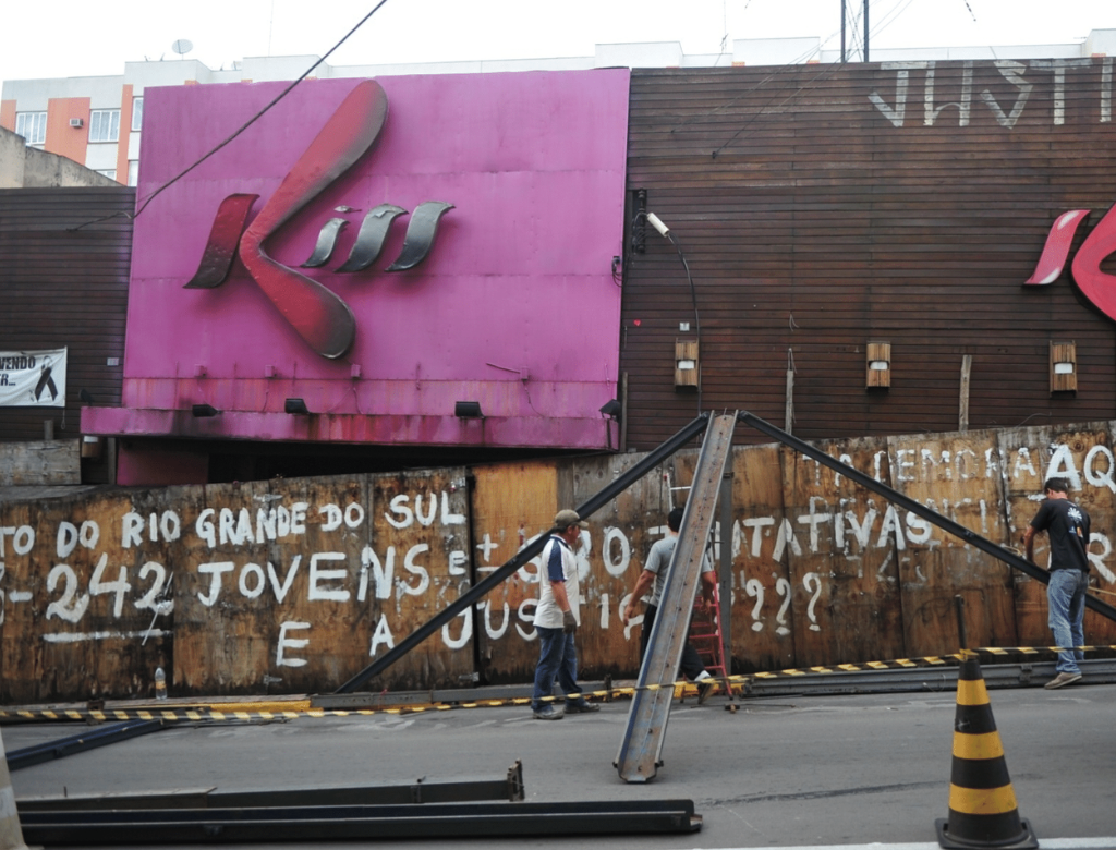 Justiça define futuro dos quatro condenados por tragédia na Boate Kiss