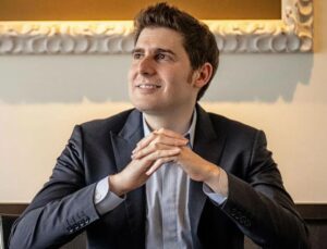 Saiba quem é o brasileiro mais rico na lista da Forbes