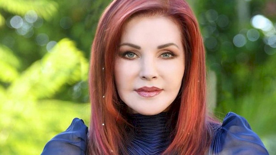 Priscilla Presley é acusada de antecipar a morte da filha