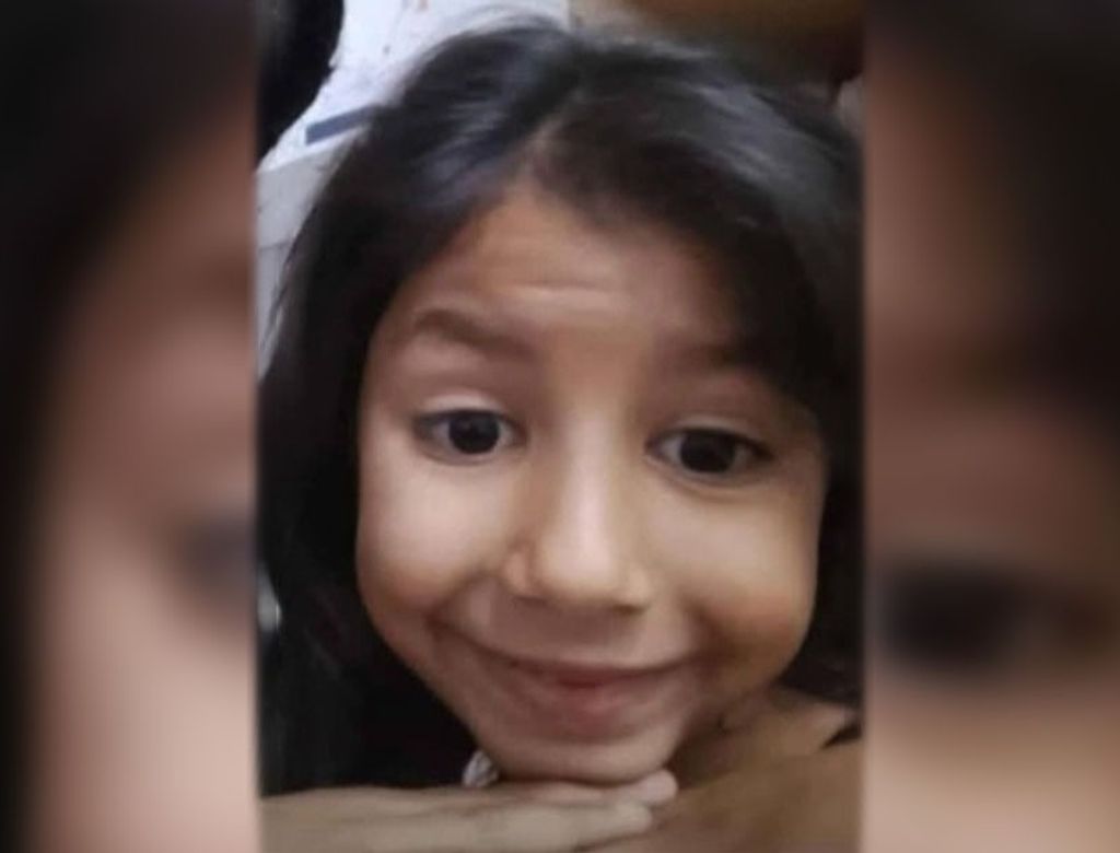 Mãe grita de desespero ao encontrar corpo de filha de 6 anos morta; VEJA VÍDEO
