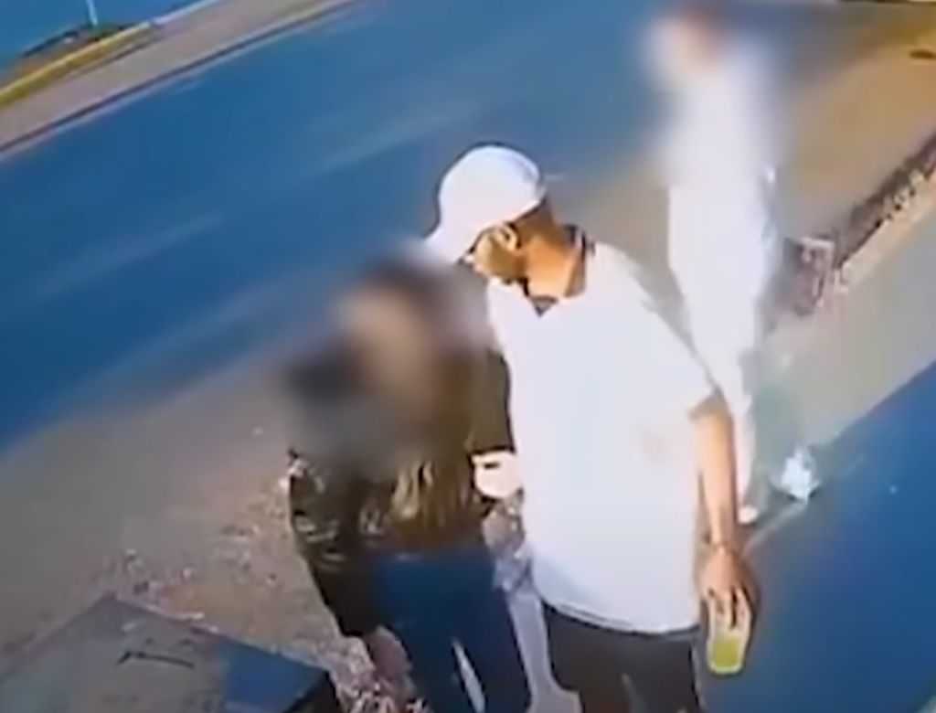 Motorista evita que uma menina de 12 anos fosse abusada (Reprodução Youtube)