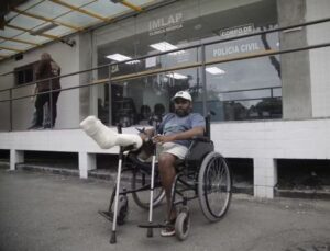 O motociclista Valério Júnior (Foto: Fabiano Rocha Agência O Globo)