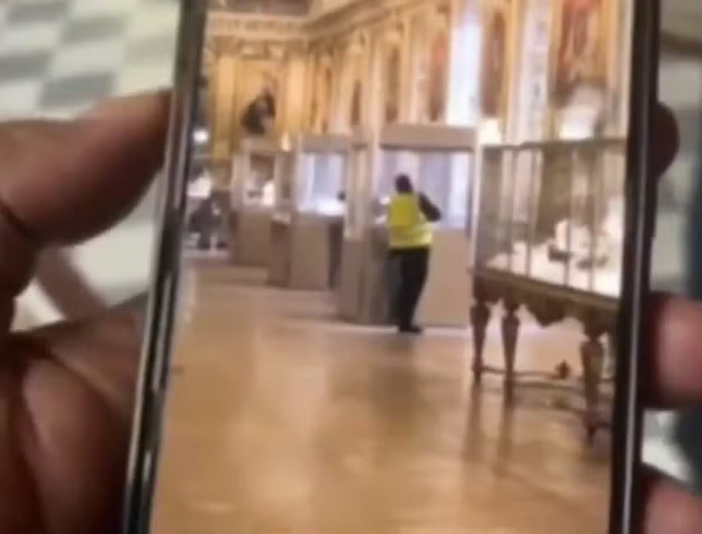 Louvre (Foto Reprodução Redes Sociais)
