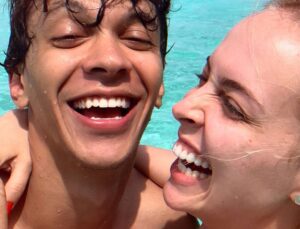 Influenciador Júlio Cocielo anuncia término do casamento com Tata Estaniecki