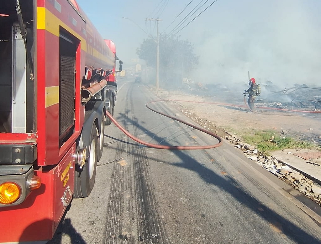 Incêndio (Foto Reprodução Redes Sociais) 