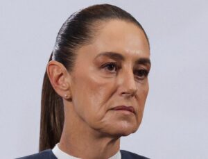 Presidente do México sofre assédio sexual no meio da rua; veja VÍDEO