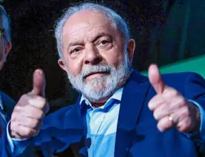 Lula sanciona perdão a dívidas de MEIs e aumento do teto de faturamento