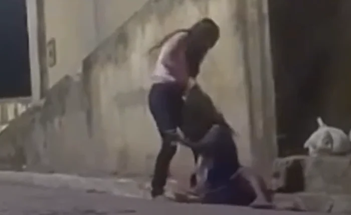 Vídeo mostra idosa sendo agredida pela filha; ASSISTA!
