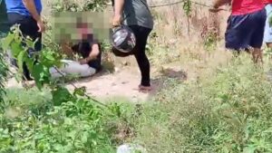 Homem é agredido por populares após tentar assaltar mulher; VEJA VÍDEO!