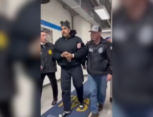 Algemado, Maduro chega aos EUA e deseja ‘boa noite’ e ‘feliz ano novo’ a seguranças; VEJA VÍDEO!