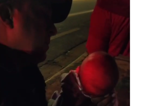 PM salva bebê de 18 dias engasgada durante atendimento; VEJA VÍDEO!