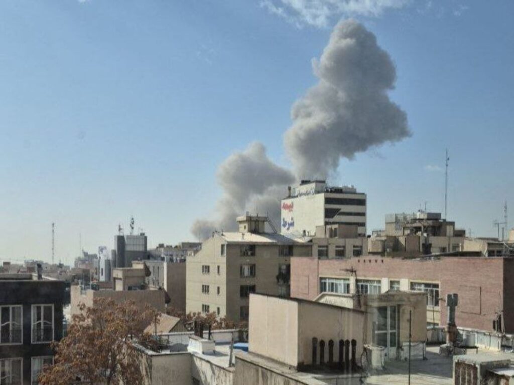 VÍDEO: Veja momento em que Irã lança drone explosivo e atinge base militar dos EUA