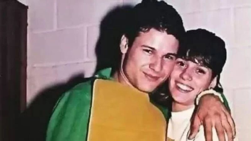 Ex de Dinho revela por que não embarcou no voo dos Mamonas Assassinas