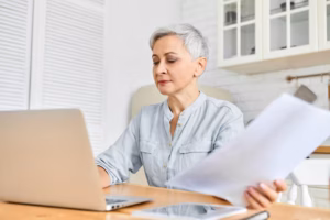 Aposentadoria em 2026 vai ficar mais difícil? Veja o que muda para as mulheres