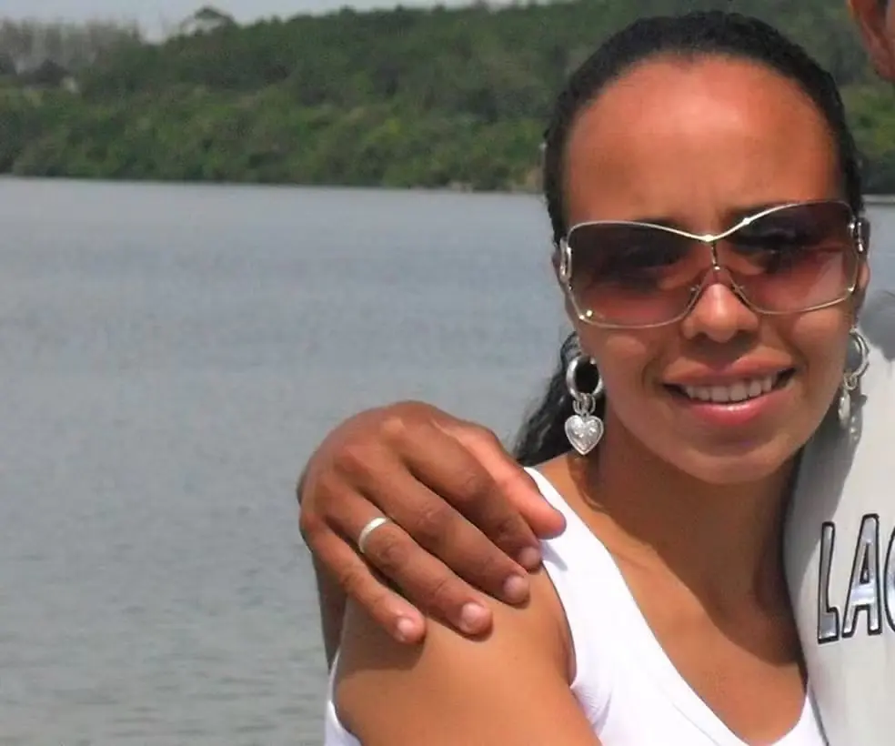 Homem estrangula a esposa e manda mensagem à família; veja o que ele disse!