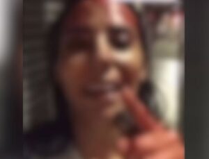Mulher esfaqueia companheiro, grava vídeo e diz estar “feliz” ao ser levada para delegacia; VEJA VÍDEO
