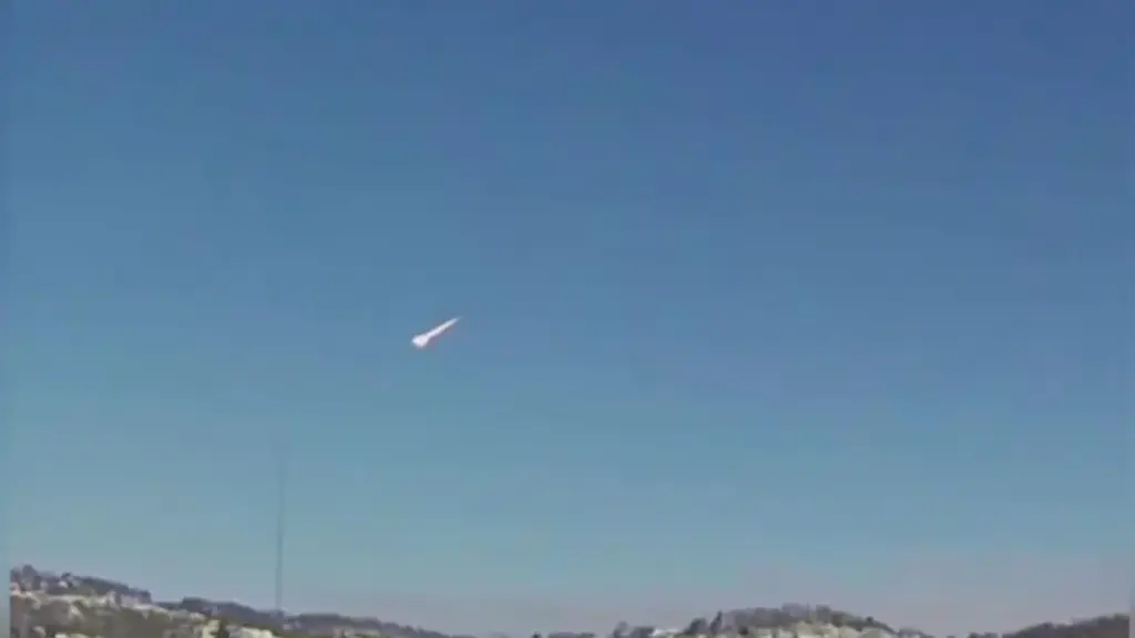 Explosão no céu dos EUA assusta milhares de pessoas; VEJA VÍDEO!