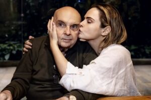Saiba se Ana Paula Renault continuará no BBB após morte do pai