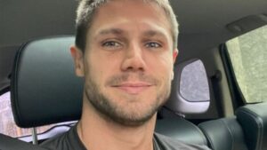 Jonas  Sulzbach se envolve em acidente de trânsito em avenida de São Paulo; veja vídeo
