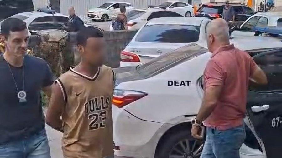 Homem é preso após cobrar R$ 10 mil por espetinho em praia do Rio; veja vídeo