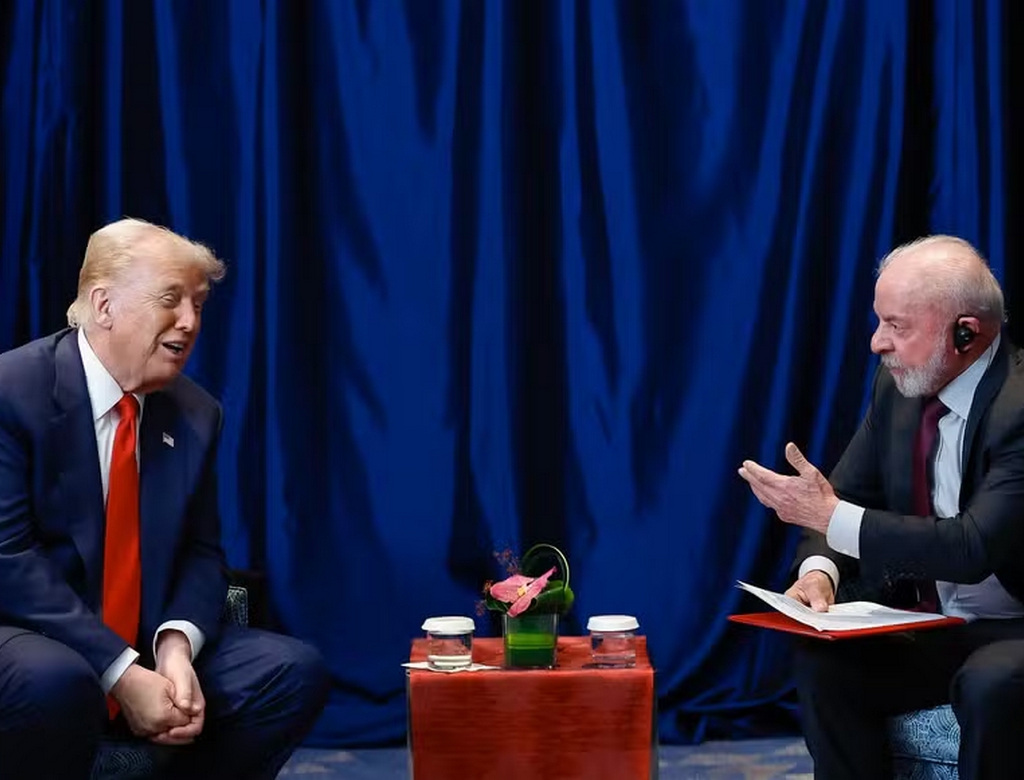 Trump encerrou ligação com mensagem enigmática para Lula; VEJA VÍDEO