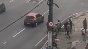 Mulher trans é vítima de espancamento coletivo no Centro de Maceió; VÍDEO!