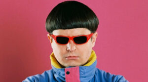 Corpo de Oliver Tree chega nos EUA e testamento é revelado
